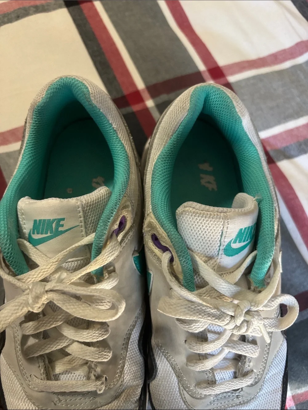 Nike classic women